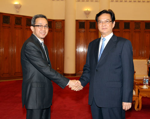 ທ່ານນາຍົກລັດຖະມົນຕີຫງວຽນເຕີ໋ນຢູ້ງຕ້ອນຮັບທ່ານເອກອັກຄະລັດຖະທູດບຣູໄນມາຮັບໜ້າທີຢູ່ຫວຽດນາມ